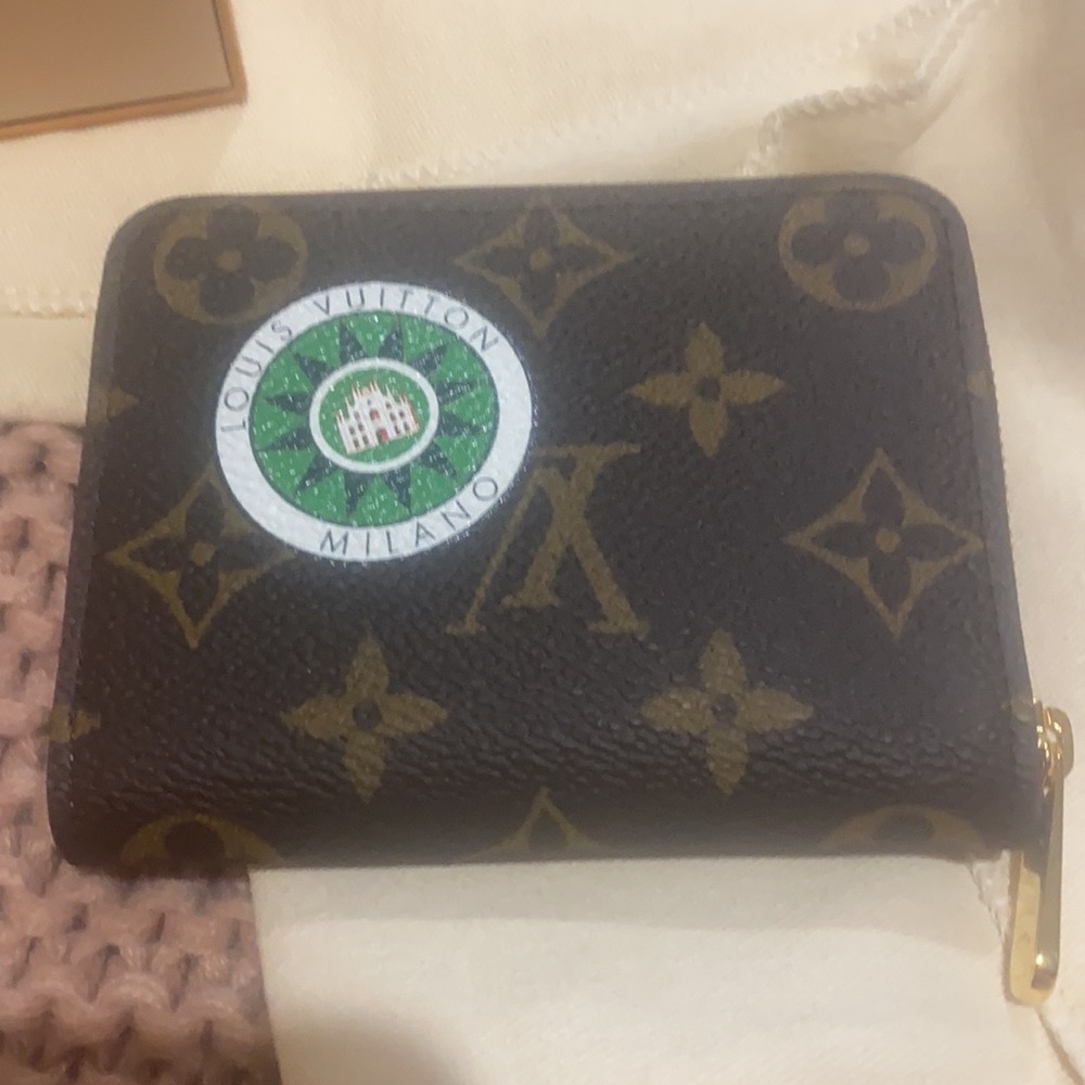 Louis Vuitton Purse BNIB ๐๐๐๐ผ - Picture 3 of 7